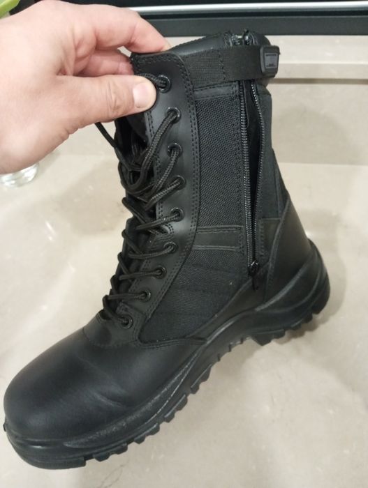 Botas Magnum tamanho 43