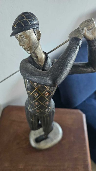 Estatueta de golfista