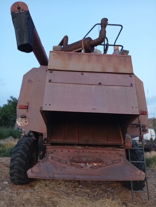 Комбайн Полесье КЗС1218