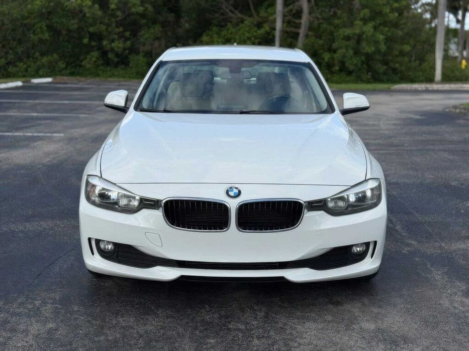 BMW 320I      2015