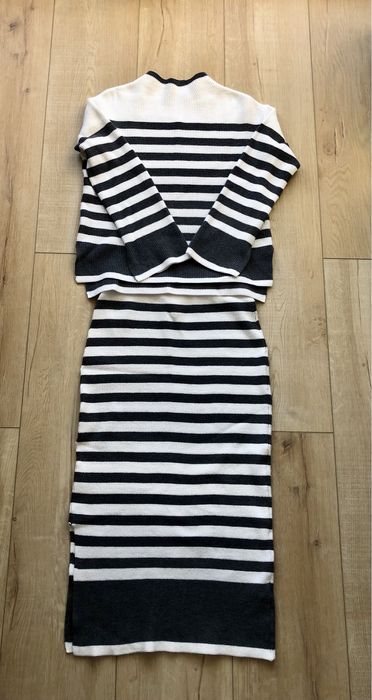 Komplet dzianinowy sweter spódnica  Marks&Spencer XS S M