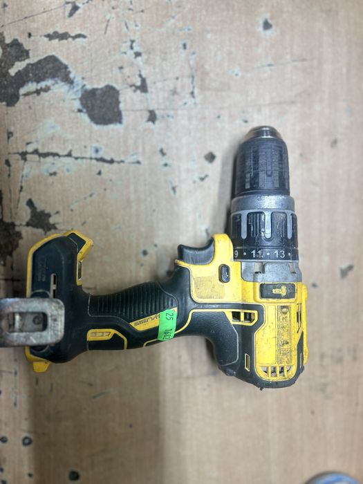 DeWalt DCD wkrętarka udarowa