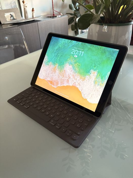 iPad Pro 12.9" (1.ª Geração) Wi-Fi – Excelente Estado + Teclado + Apple Pencil
