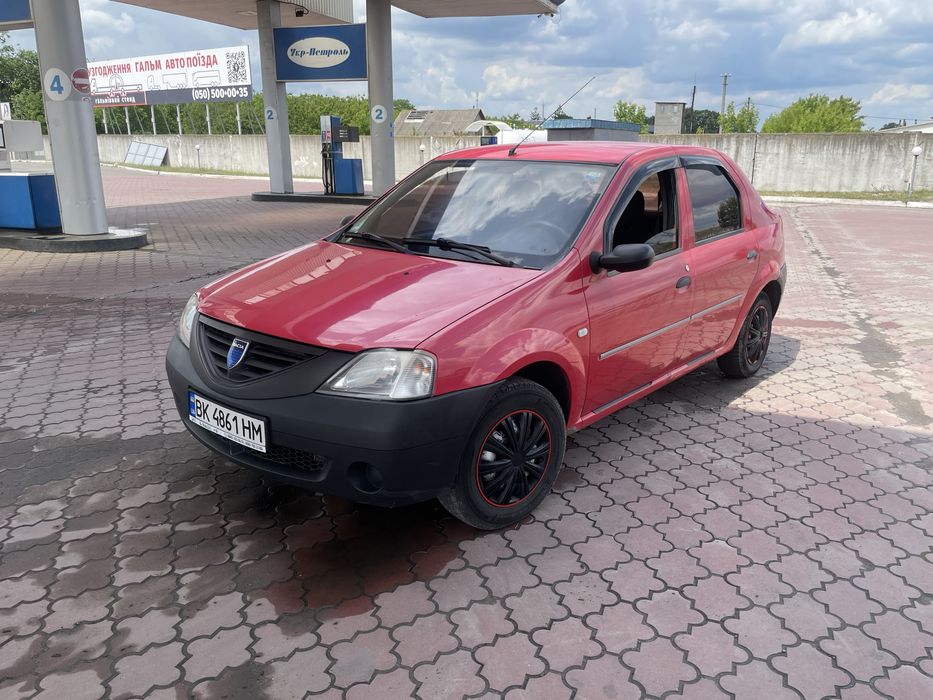 Продам Dacia Logan 1.4 газ бензин в гарному стані