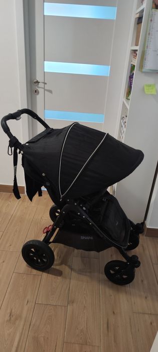 Wózek spacerowy valco snap 4 pompowane koła