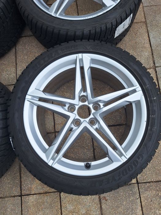 Koła zimowe Audi A4 B9 B8 245 40 r18