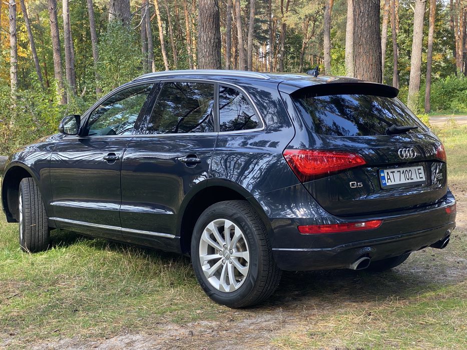 Продам Audi Q5 2.0