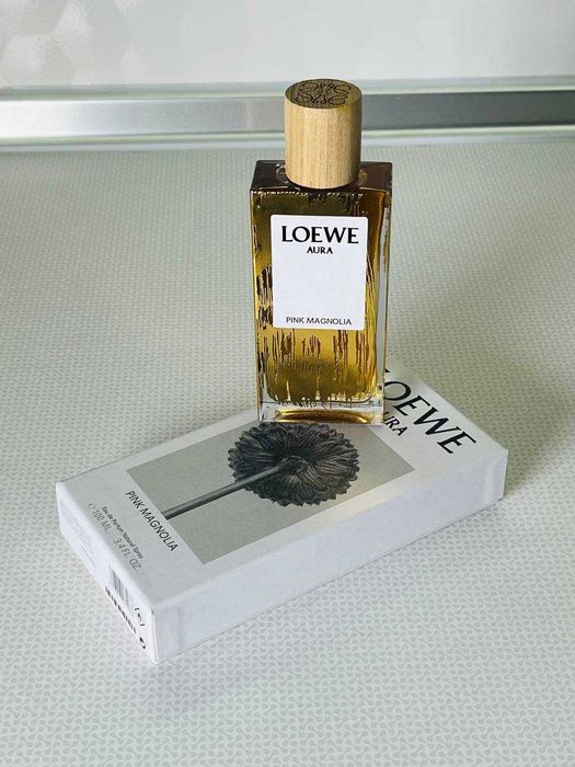 Парфуми Loewe Aura Pink Magnolia