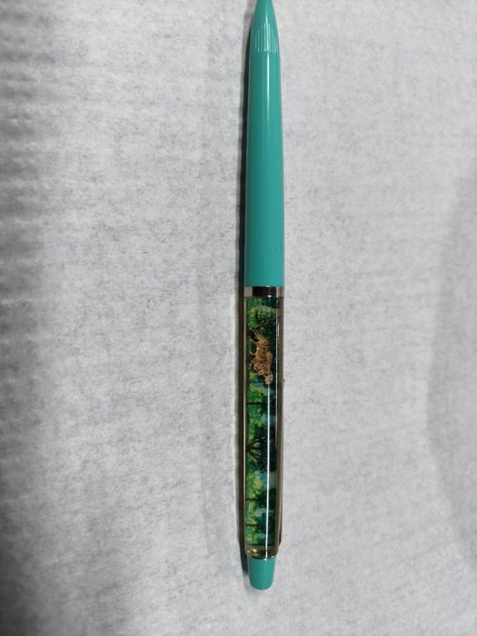 Caneta flutuante vintage