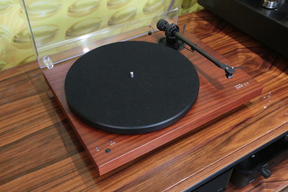 Music Hall Mmf-2.3 z wkładką Music Hall Spirit