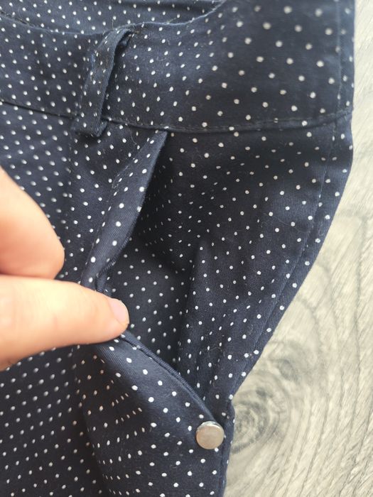 Krótkie spodenki w kropki