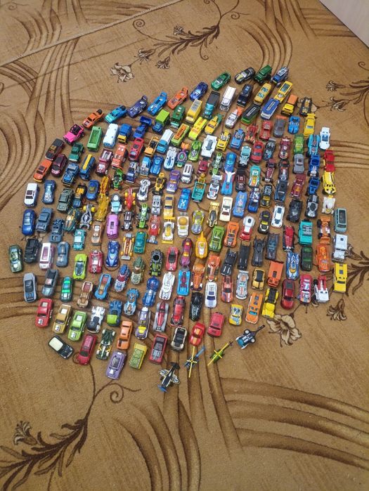 Машинки Хот Вилс