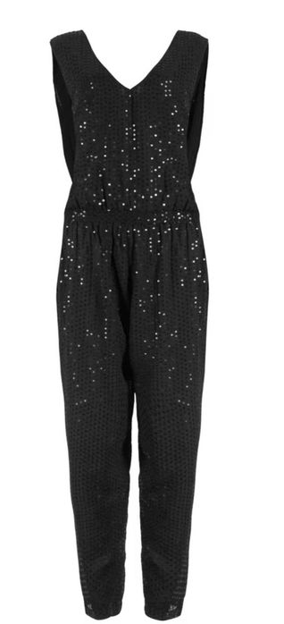 Комбінезон, прикрашений паєтками