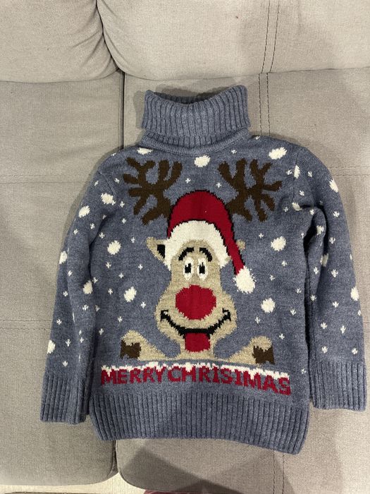 Светр новорічний