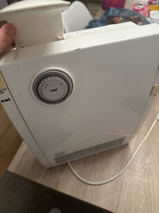 Grzejnik elektryczny ewt do łazienki 2000 Wat