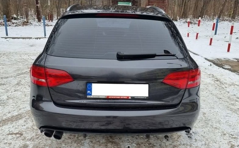 Klapa audi a4 b8 kombi LZ7L