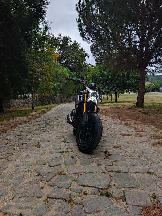 CFMOTO CLX 700 Heritage