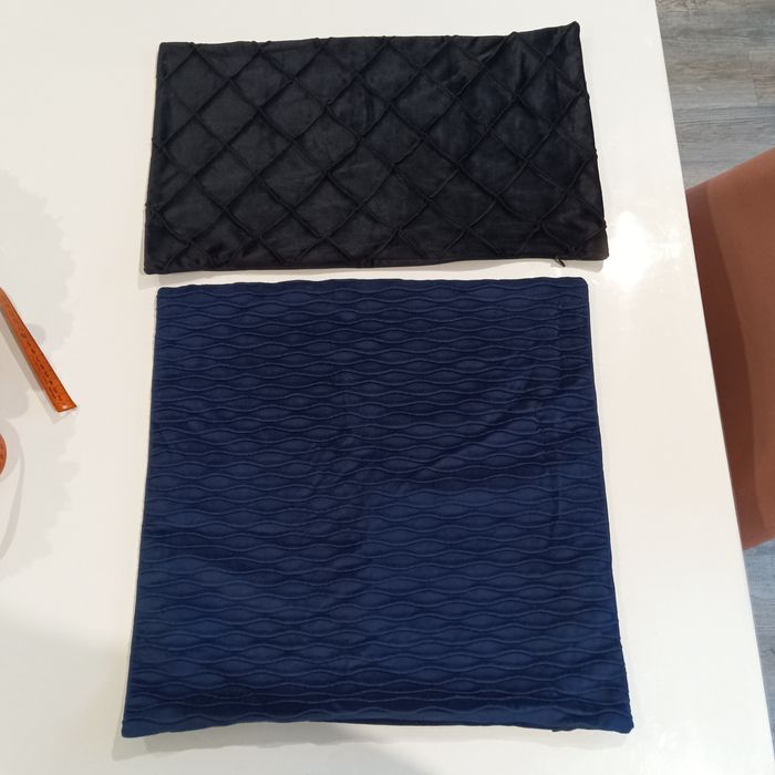 2 capas de almofada em veludo