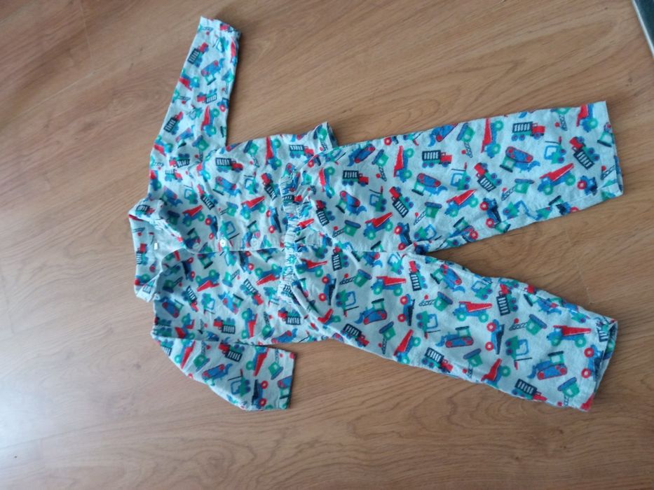 Piżama dla chłopca na 86 cm.   B1