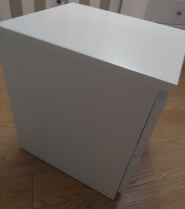 Mesa de cabeceira Ikea