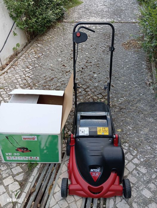 Escarificador de Jardim MTD VE 30