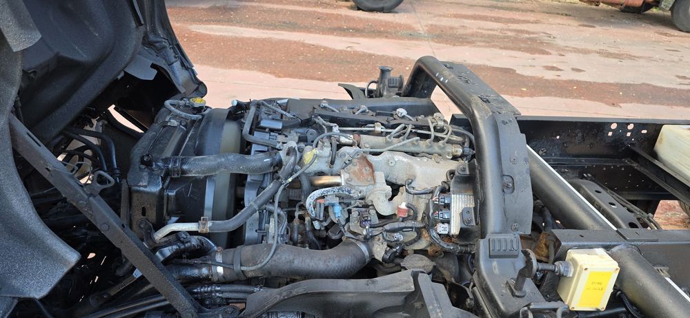 Toyota Dyna 2010, 150.000km basculante tri lateral ligeira