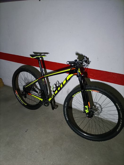 Bicicleta scott scale 930