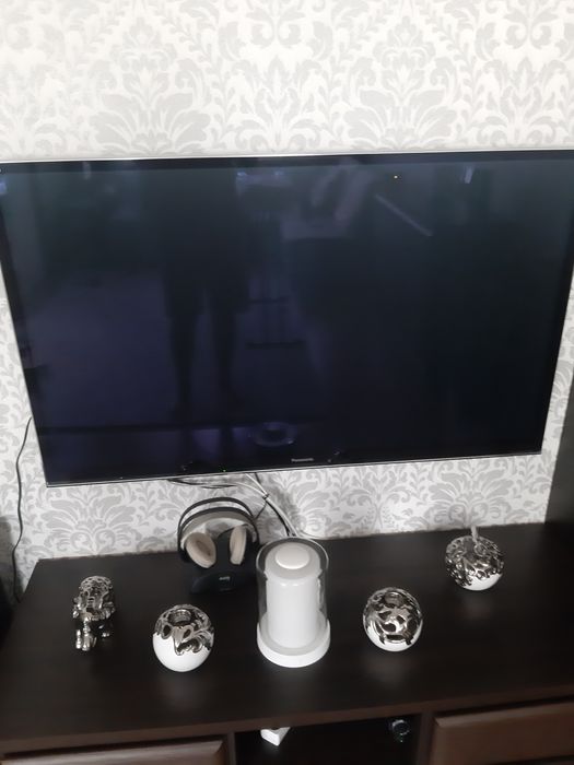 Телевизор Panasonic TX-PR55VT50, плазма флагман.