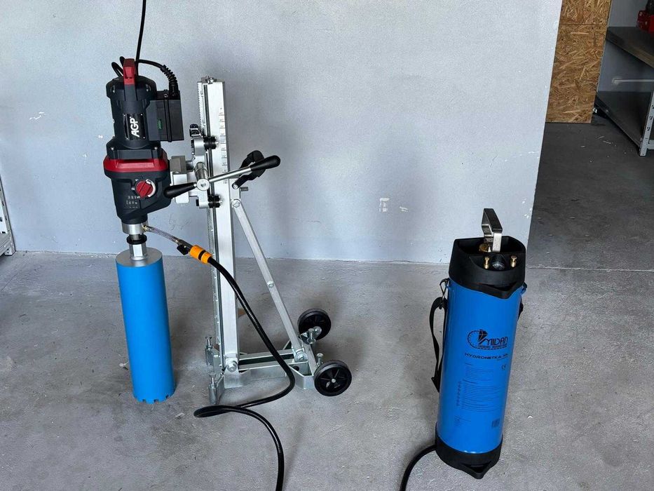 Wiercenie otworów pod wentylację kanalizację metodą diamentową