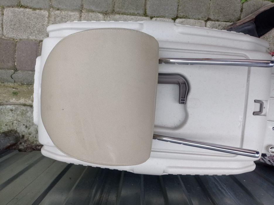 Подголовник  Б/У