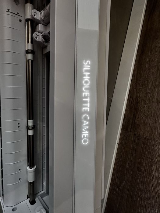 Плоттер Silhouette Cameo 4