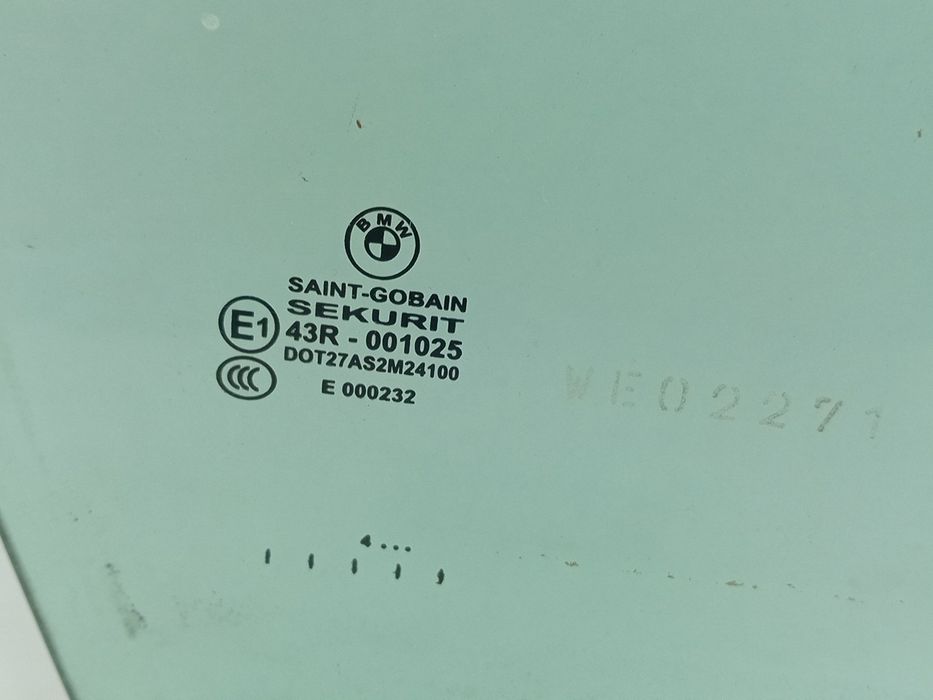 Vidro porta frente direita BMW X3 (E83)