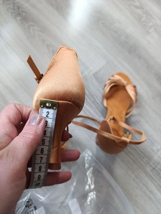 Buty do tańca nowe latynoskiego taniec 40
