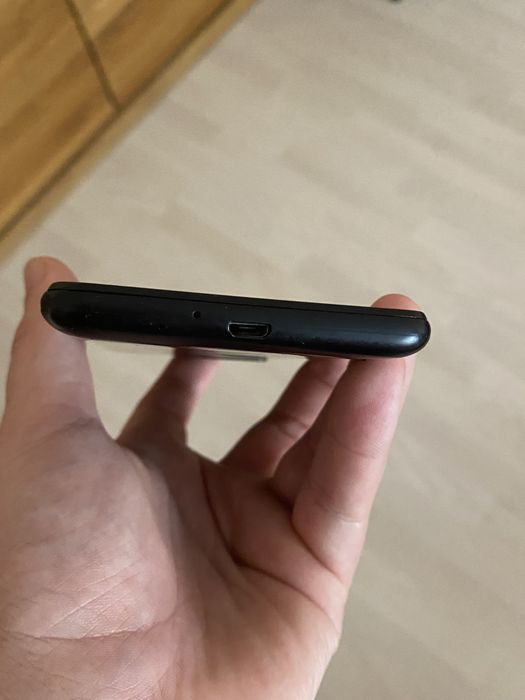 Телефон TECNO. Терміново