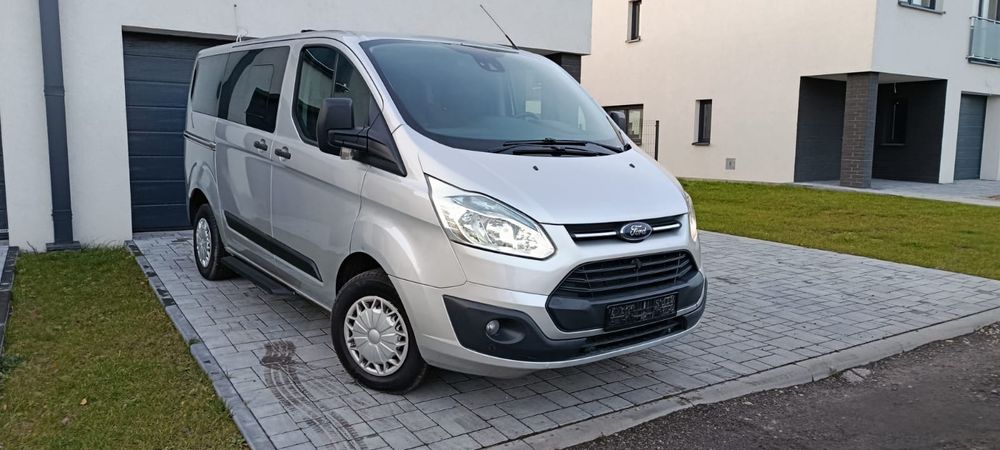 Wynajem bus 9 osobowy