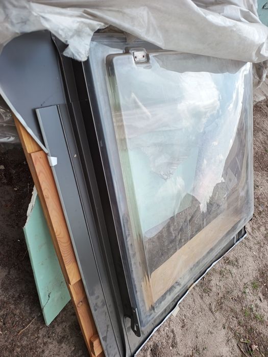 Wyłaz dachowy Sprzedam