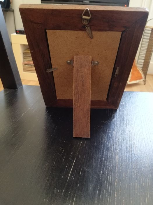 Moldura Nova em madeira maciça pintada à mão