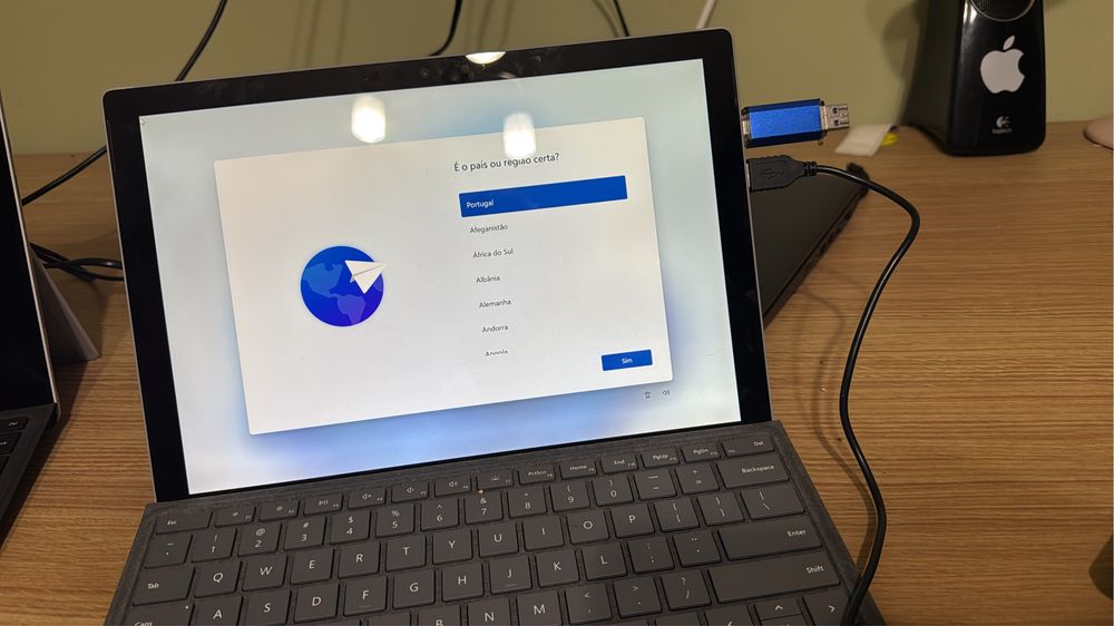 SURFACE PRO I7 11 GERAÇAO  4,7GHZ 16GB memoria ecra 3K + caneta +TECLADO