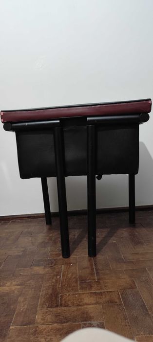 Poltrona minimalista