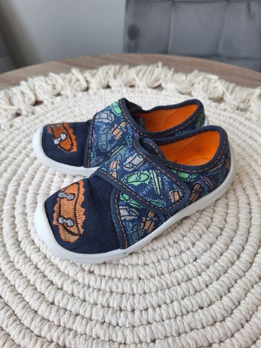Papcie Kapcie Trampki Buty Chłopiec Befado 25