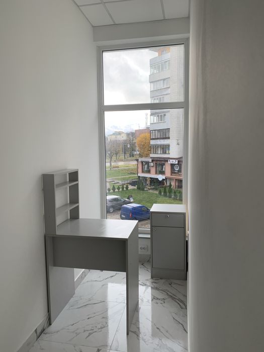 Здаю в довготривалу оренду приміщенняв торговому центрі « Центральний»