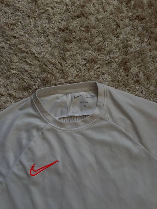 Спортивна футболка Nike Dri Fit