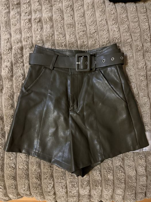 Шорти шкіряні, колір хакі