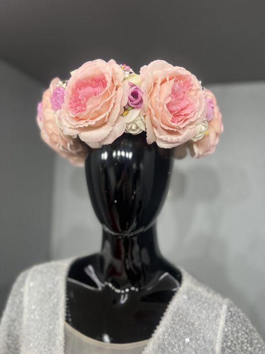 Віночок з квітів, обруч з квітів