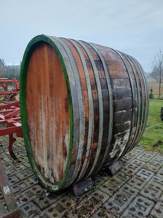 Dębowa beczka po winie 2600l