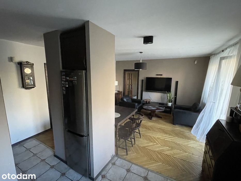 86m2, 4 pokoje, balkon, KW, 5 min do metra