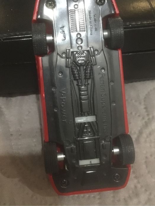 машинка модель Ferrari Superamerica