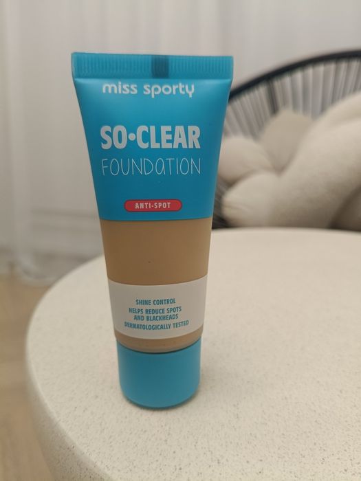 Nowy podkład Miss sporty So-Clear 003
