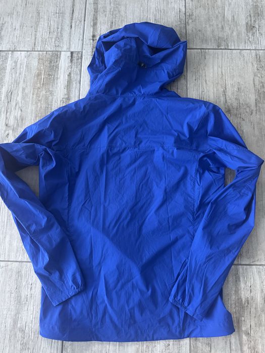 Arcteryx вітровка жіноча оригінал М