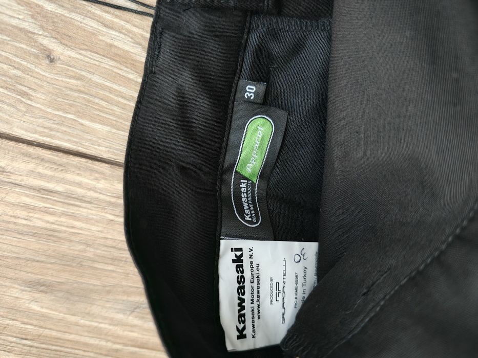 Spodenki kawasaki